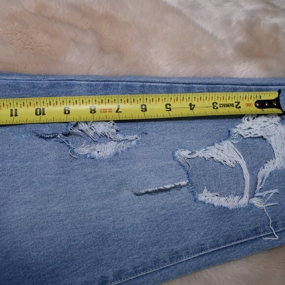 Vervet High Rise Super Destroyed Distressed Jeans Size 27 Blue Denim - Picture 6 of 16